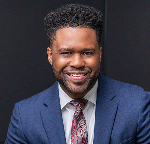 Michael Elliott Headshot