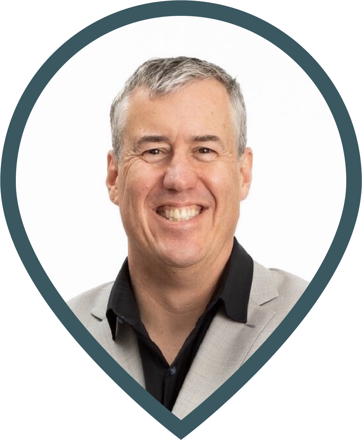 Michael Oakes Headshot