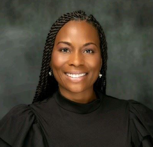 Nicole Harris headshot